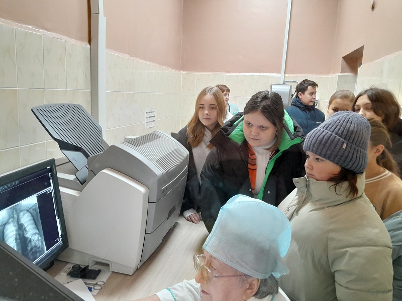 Учащиеся посетили Большенагаткинскую районную больницу.