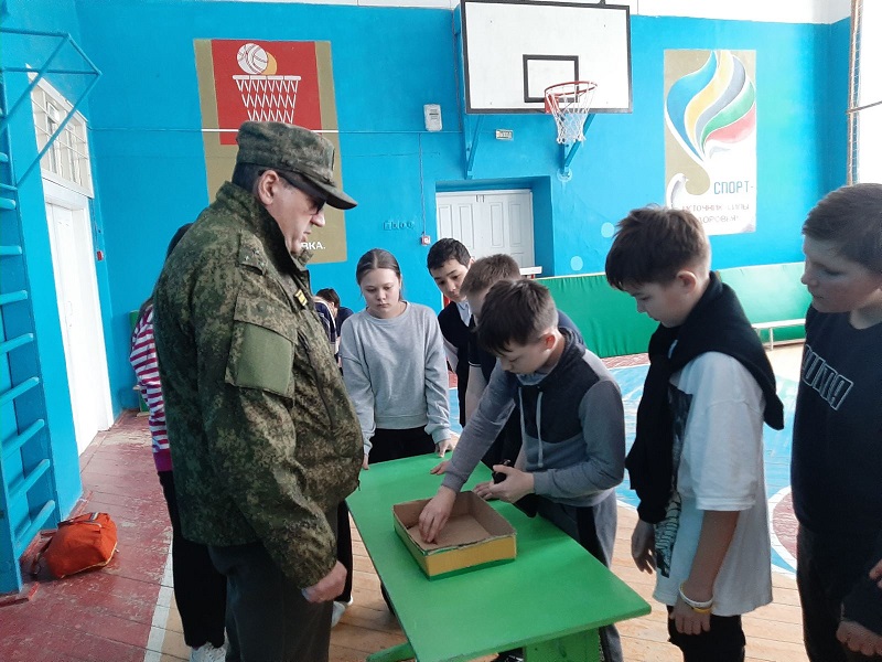 Мероприятие провели Центр патриотического воспитания молодёжи и подготовки к службе в вооруженных силах Российской Федерации.